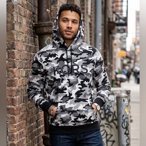 Michael kors men camo sweatshirt hoodie Large NWOT